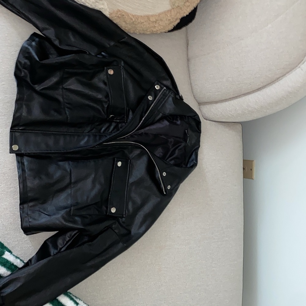 TOPS AND JACKET